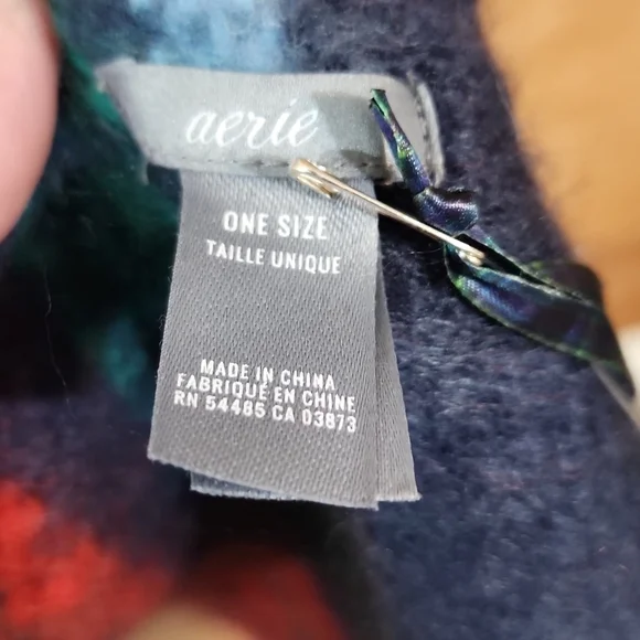 Aerie Super Soft Bright Striped Blanket Scarf NEW - Picture 5 of 6